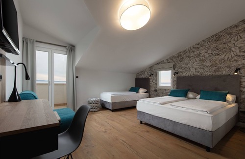 Podstrana Hotel | Pansion Amigos