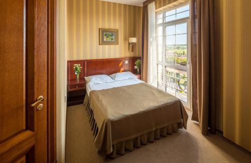 Sokilʼnyky Hotel | Panska Gora