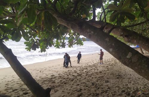 Carita Apartamento | PANTAI CARITA pasir putih by Snwj
