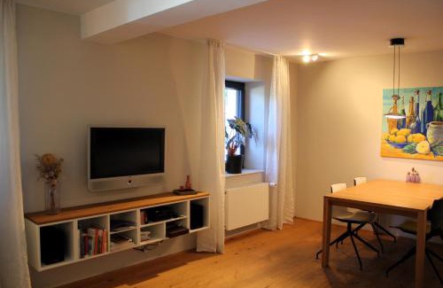 Dossenheim Apartamento | Pantone Ultra