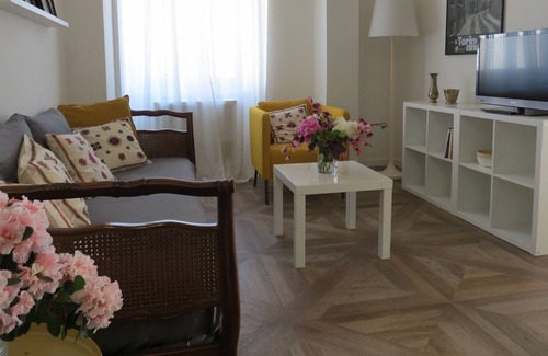 Madonna del Pilone Apartamento | Paola's Gallery by Wonderful Italy