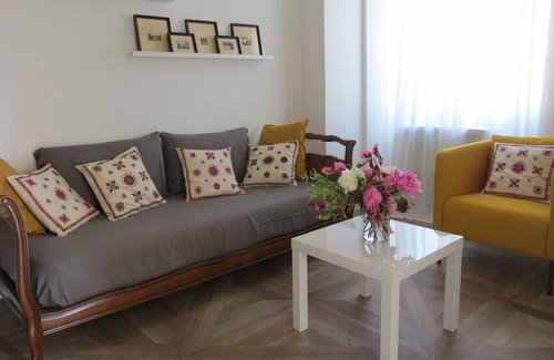 Madonna del Pilone Apartamento | Paola's Gallery by Wonderful Italy