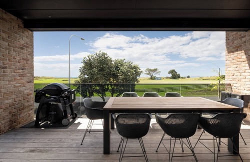 Papamoa Beach Casa | Papamoa Luxury Escape