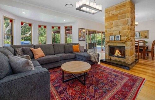 Lake Innes Casa | Paperbark Lodge- pool, space, private