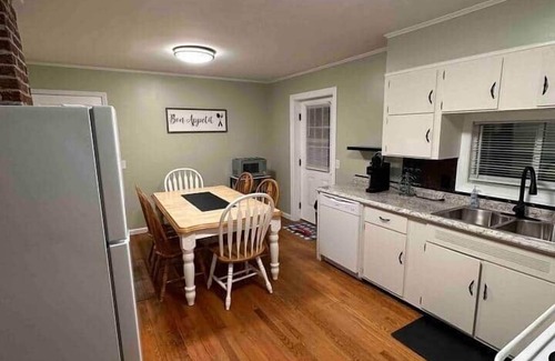 Bluewell Casa | Pappy's Trail House is conveniently located close to the HMT Trails- Rock WV.