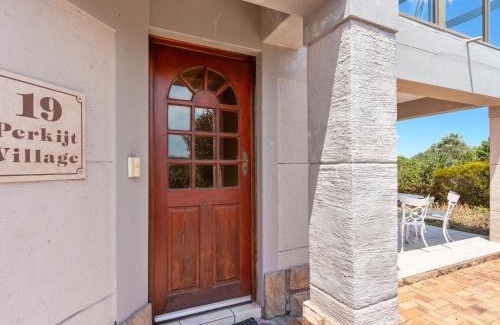 Langebaan Casa | Par Excellence Villa by Host Agents