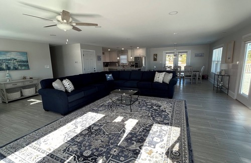 Marion Station Casa | Par-Lon - Private Raised Waterfront Home on the Pocomoke River