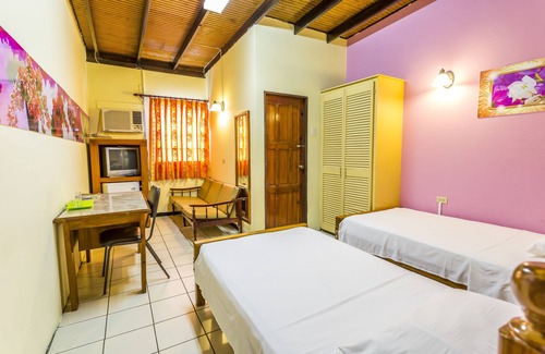 Newtown Casa | Par May La's Inn