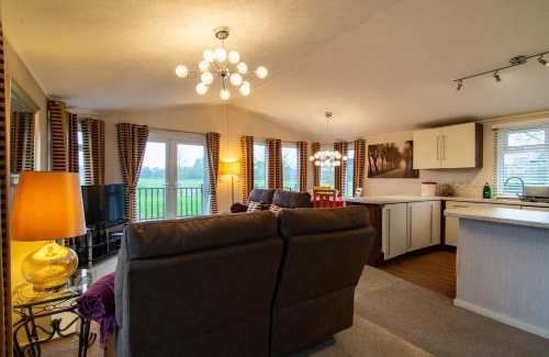 Wisbech Casa | Par Three