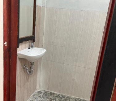 Berastagi Casa | Para para cafe & cottage