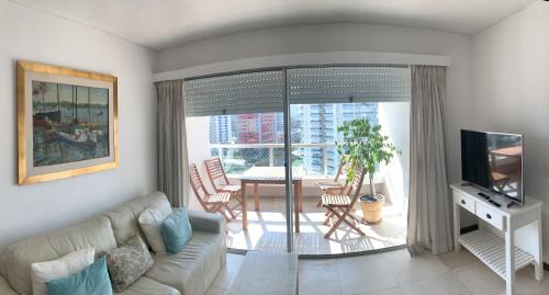 San Rafael Apartamento | Parada 4 Brava 1ra Linea playa - Todos los servicios - Edificio Estrella de Mar