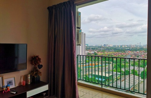 Taman Tampoi Indah Apartamento | Centro comercial Paradigm, centro comercial Sutera