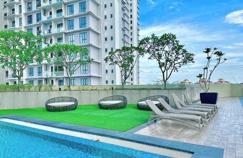 Taman Bukit Mewah Condominio | Paradigm Residence By Stayrene