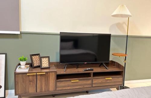Taman Bukit Mewah Apartamento | Paradigm Residence Studio 4pax 2King bed Netflix WiFi