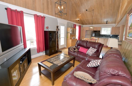 Saint Aime Des Lacs Casa | Nairne Lake Paradise