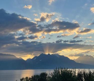 Lyngen Casa | Paradis med mange muligheter!