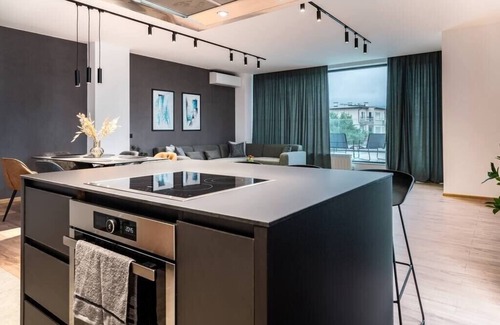 Lozenets Apartamento | Paradise 4bdrm Luxury Apartment with Garage