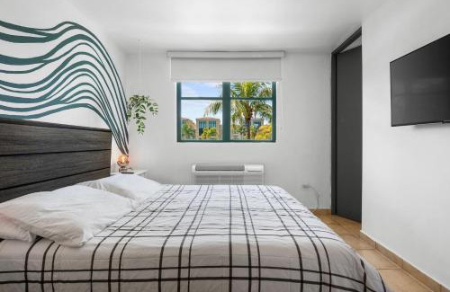 Mediania Alta Apartamento | Paradise at Aquatika Poolfront with Private Beach