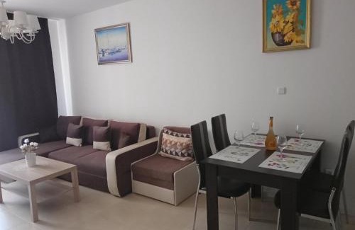 Sozopol Apartamento | Paradise Beach Apartment Каваци Созопол