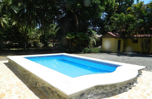 Esterillos Casa | ¡Paraíso! ¡Escucha las olas! Nueva casa de playa con piscina privada!