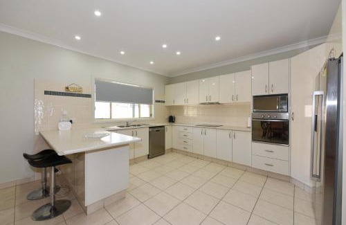 Sanctuary Point Casa | Paradise Beach House - Belle Escapes Jervis Bay