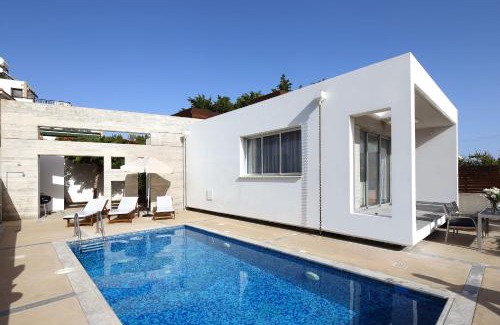 Paphos Villa | Paradise Cove Luxurious Beach Villas
