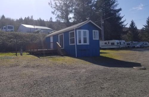 Rockaway Beach Hotel | Paradise Cove RV Resort & Marina