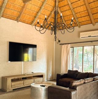 Malelane Cabina | Paradise Creek Lodge