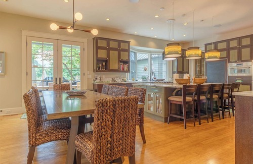Saugatuck Casa | Paradise Found - Luxury Vacation - pool, lake access, putting green, basketball court, game room