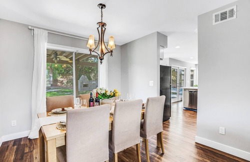 Castaic Casa | Paradise Getaway near Six Flags with Pool and BBQ!