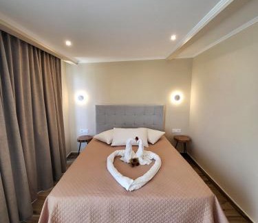 Tsilivi Apartamento | Paradise Hotel & Bar