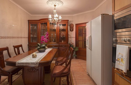Estrela da Calheta Casa | Paradise House Calheta. toda la casa con 3 dormitorios, 1 km de la playa de Calheta