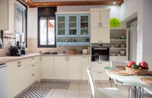 Zikhron Ya'aqov Casa | PARADISE HOUSE - SPACIOUS AND SERENE