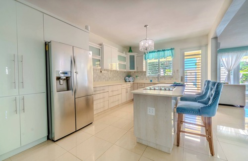 Caimital Bajo Casa | Paradise in Aguadilla W/Private pool