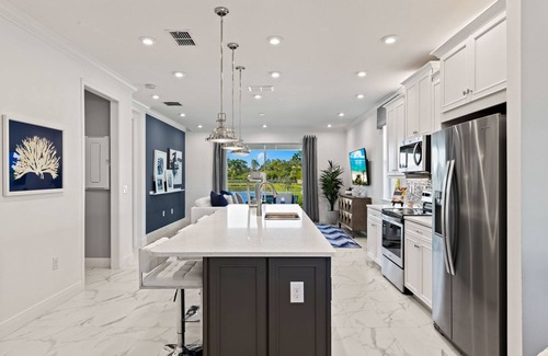 East Naples Villa | Paradise in naples, few mins from downtown, beaches, mercato ......