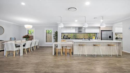 Pearl Beach Casa | Paradise in Pearl-walk to beach, ducted air