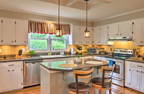 Northlakes Casa | 'Paradise Lakehouse' w/ Dock & Water Views!
