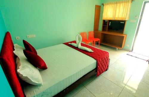 Kuilapalayam Hotel | Paradise Mystic Tones
