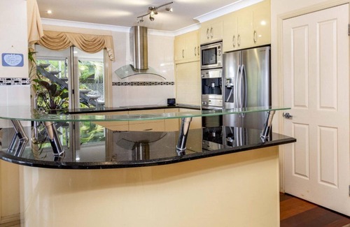 Banksia Beach Casa | PARADISE ON BANKSIA CANAL