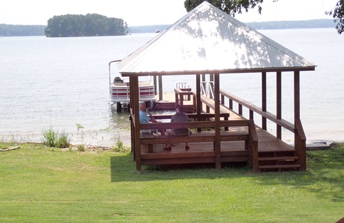 Prosperity Casa | Paradise on Lake Murray, SC with deck, dock, great views, fishing, fire pit.