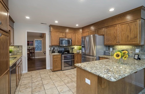 Westport Casa | Paradise on Lake Norman|Waterfront|Kayaks|Fire Pit|Boat Rental