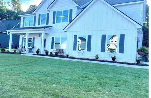 Opelika Casa | Paradise on the Plains