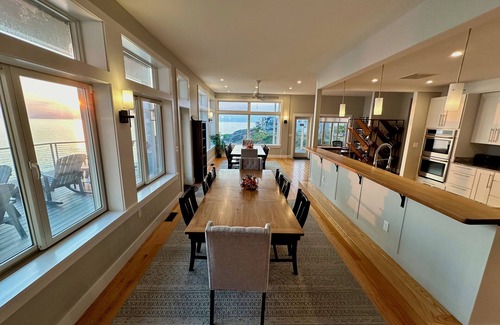 York Beach Casa | Paradise on the Rocks - York Oceanfront