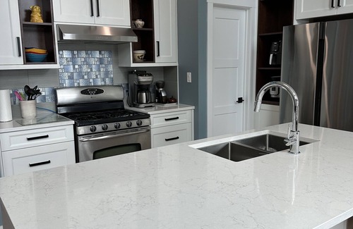 Anglemont Casa | Paradise on the Shuswap