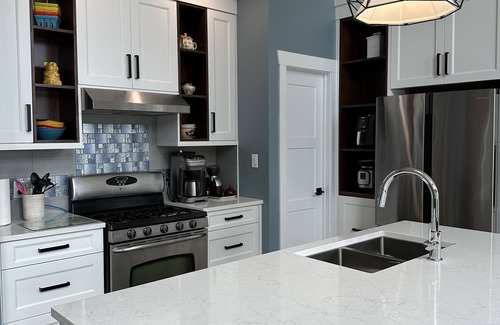 Anglemont Casa | Paradise on the Shuswap