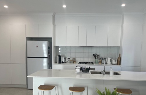 Lake Illawarra Casa | Paradise Palms Retreat