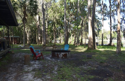 Citrus Springs Cabina | Paradise Palms on Rainbow Ranch