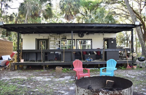 Citrus Springs Cabina | Paradise Palms on Rainbow Ranch
