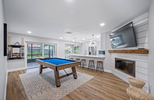 Palm Harbor Casa | Paradise Palms: Spacious 3-Bedroom Home in Palm Harbor with Game Room and Private Yard