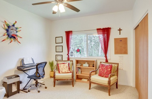 Keaau Casa | Paradise Park Vacation Rental ~ 4 Mi to Shoreline!